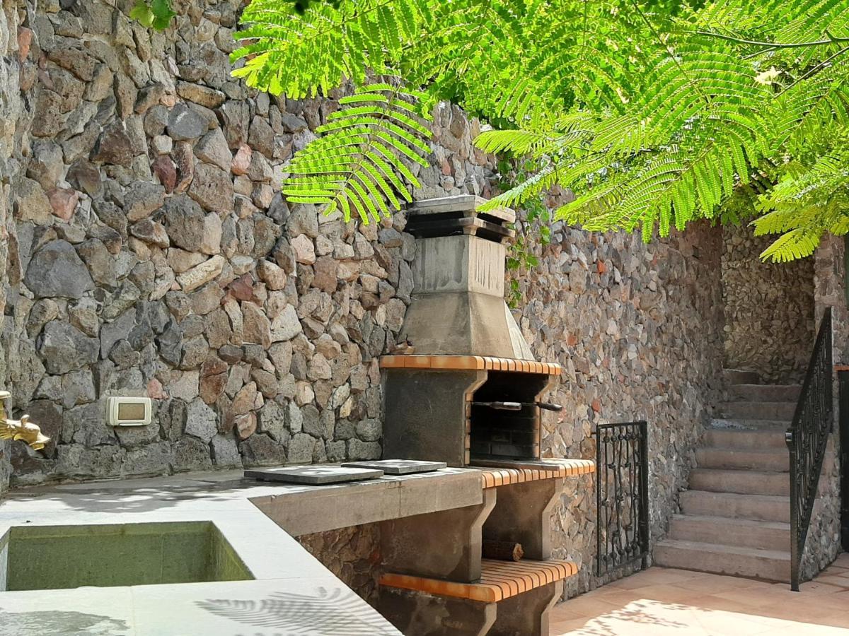 Вилла Peaceful House Set On A Vineyard & Work Friendly Вальсекильо Экстерьер фото
